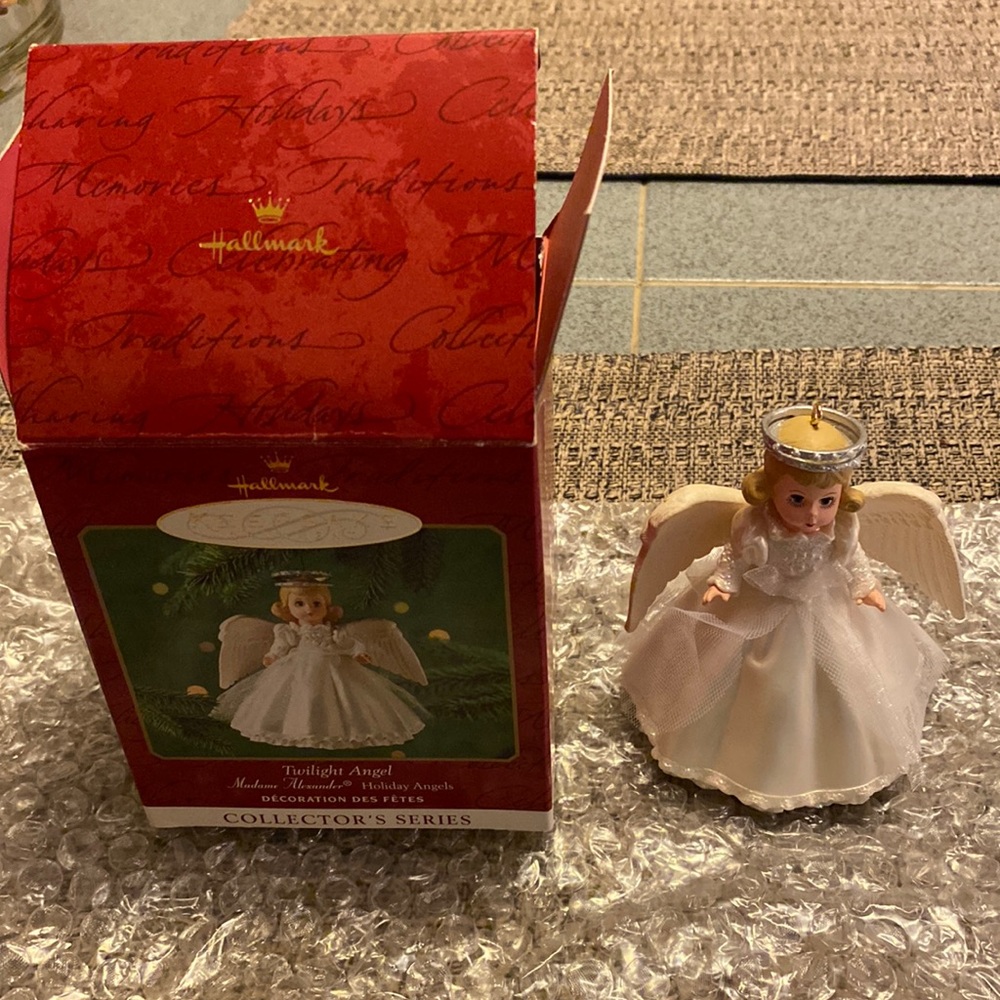 Madame Alexander Twilight Angel Hallmark Christmas Tree Ornament 2000